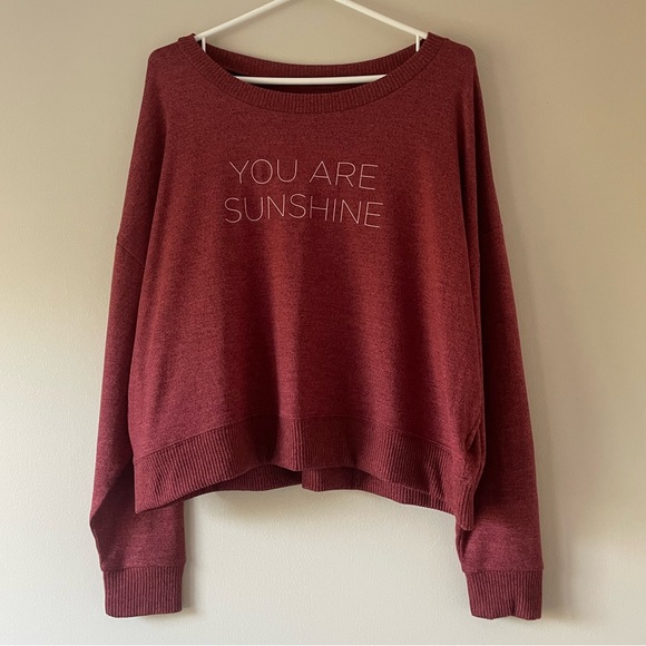 NWOT Hollister Gilly Hicks Dreamworthy Soft Crewneck Sweatshirt, Burgundy - Picture 2 of 6
